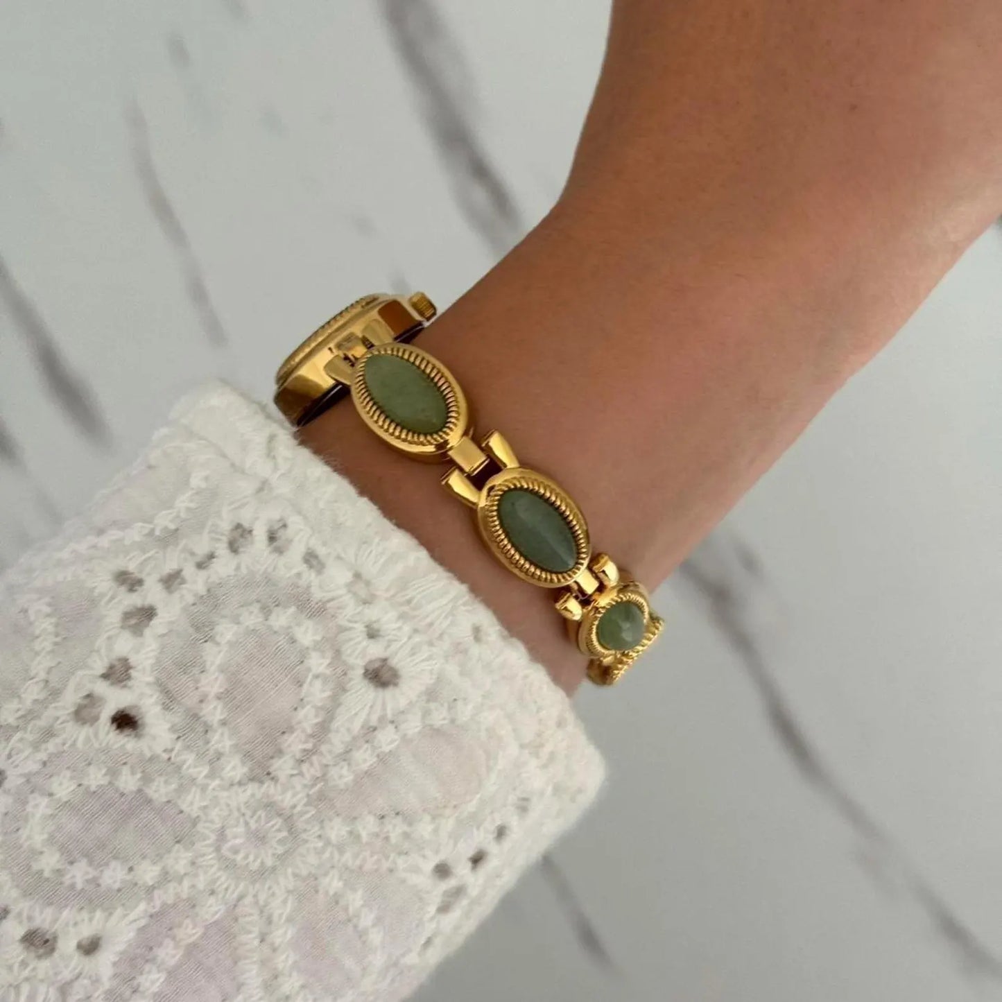 Jade Gold Wrist Piece